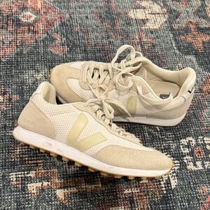 Veja Off-White and Cream Sneakers